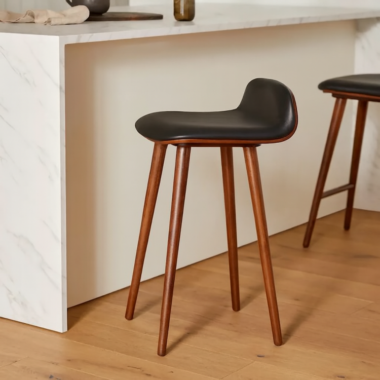 Luxury Tasarımlı Ahşap Bar Taburesi – Şık ve Ergonomik Luxury Tasarımlı Ahşap Bar Taburesi – Şık ve Ergonomik